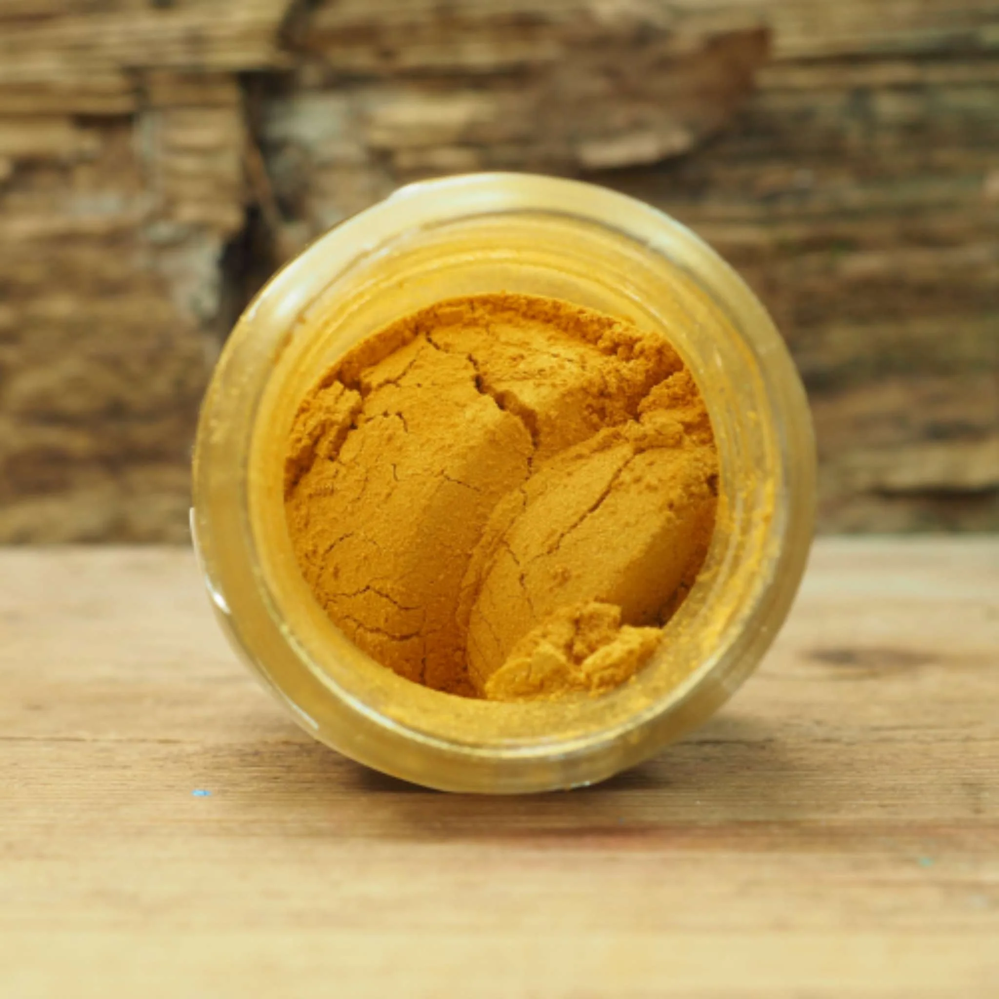 Fine Gold – Mica
